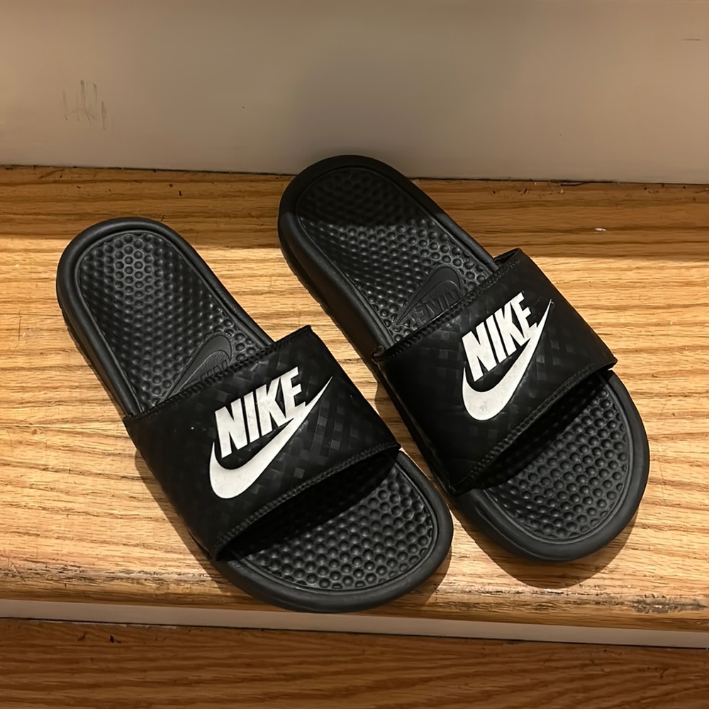 Nike Slides (Woman)